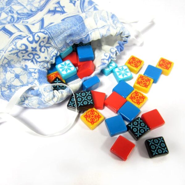 Azul Board Game | Premium Tile Strategy Game for 2-4 Players | Family Fun & Game Night Essential | Award Winning Tabletop Game - Image 4
